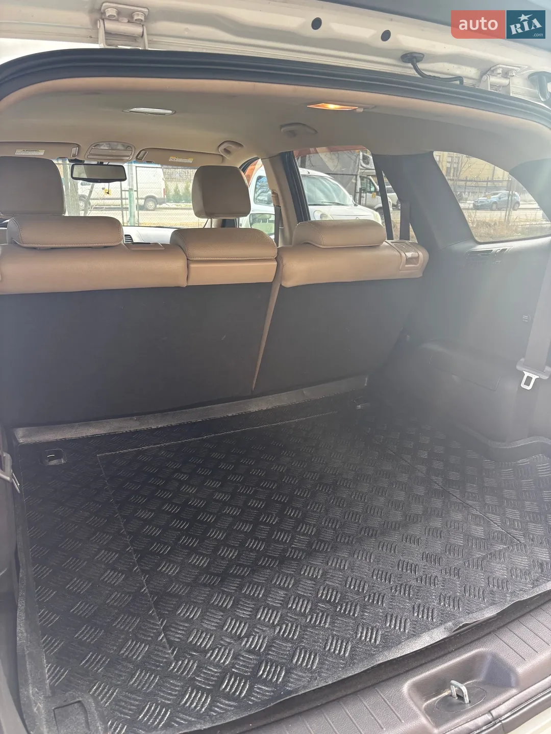 2011 Hyundai Santa Fe - мініатюра 38