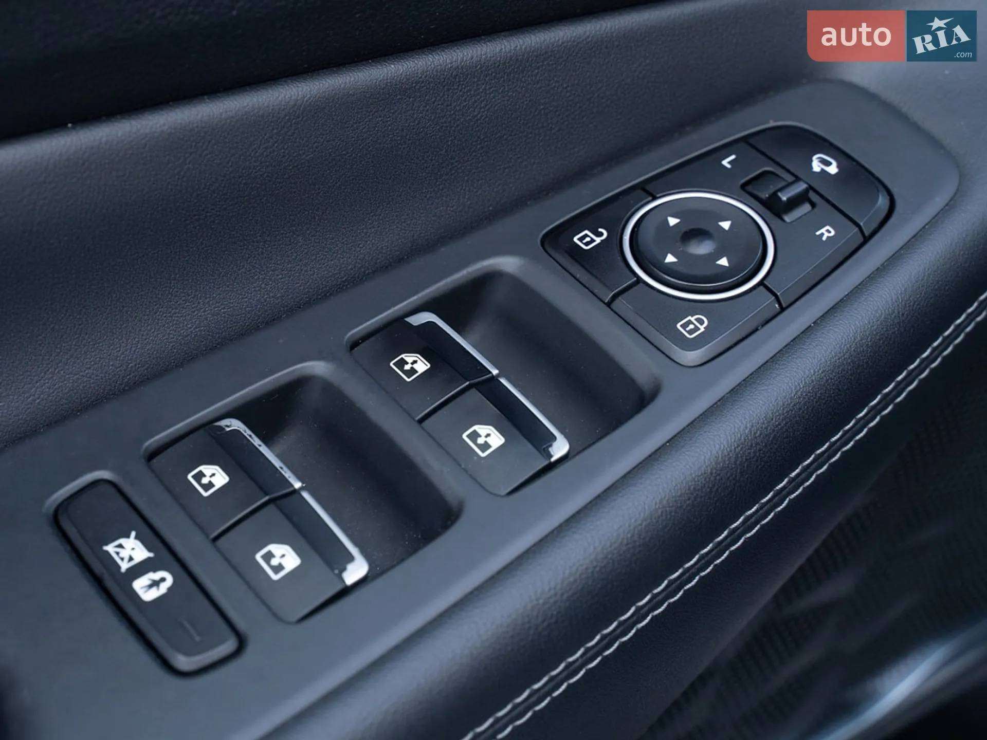 2018 Hyundai Santa Fe - мініатюра 18