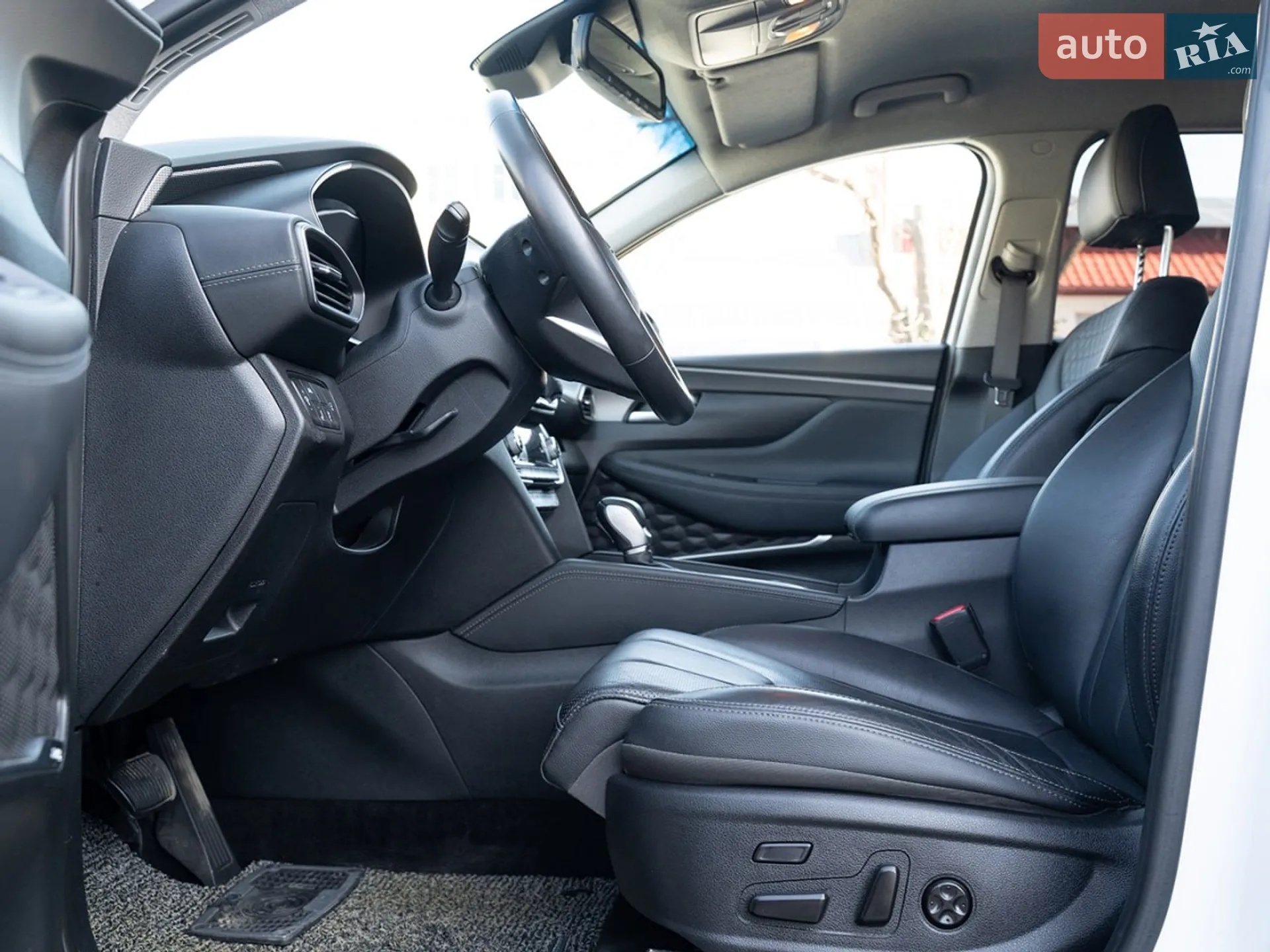 2018 Hyundai Santa Fe - мініатюра 19