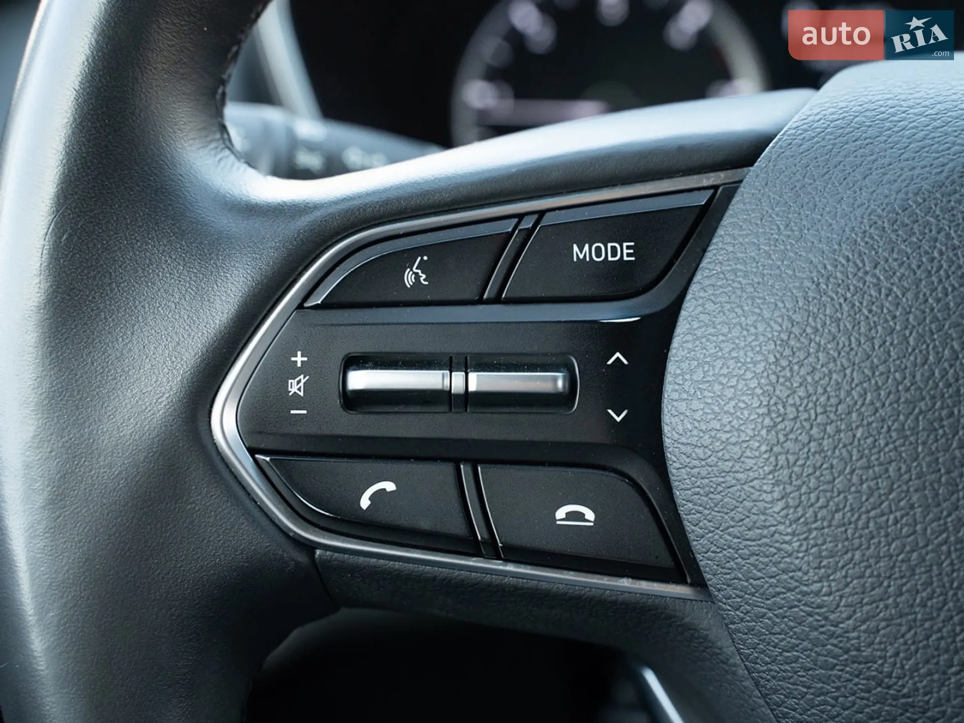 2018 Hyundai Santa Fe - мініатюра 29