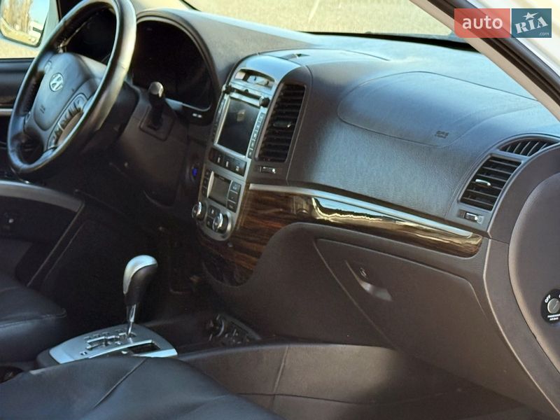 Внедорожник / Кроссовер Hyundai Santa FE 2012 в Днепре