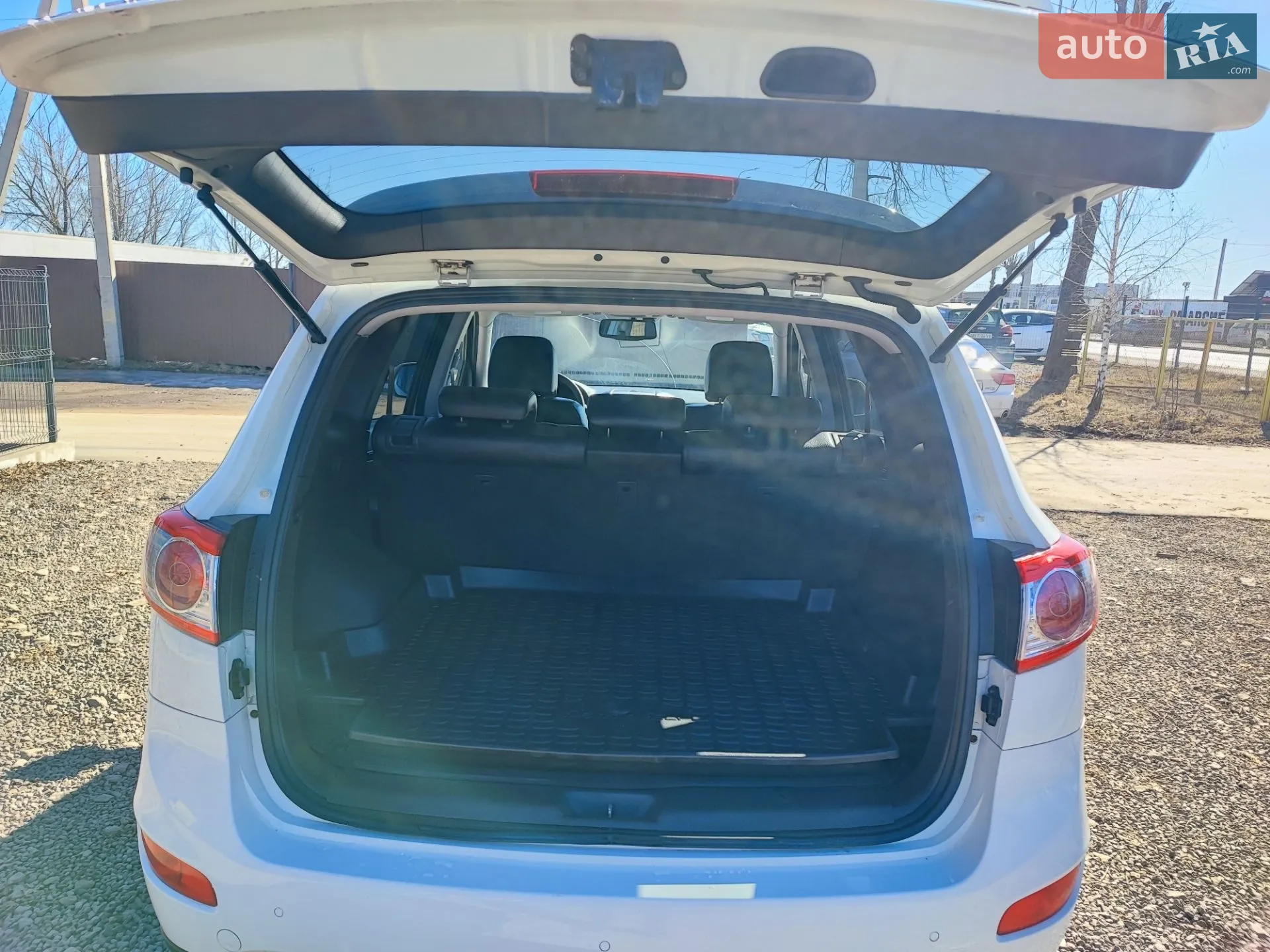 2011 Hyundai Santa Fe - мініатюра 11