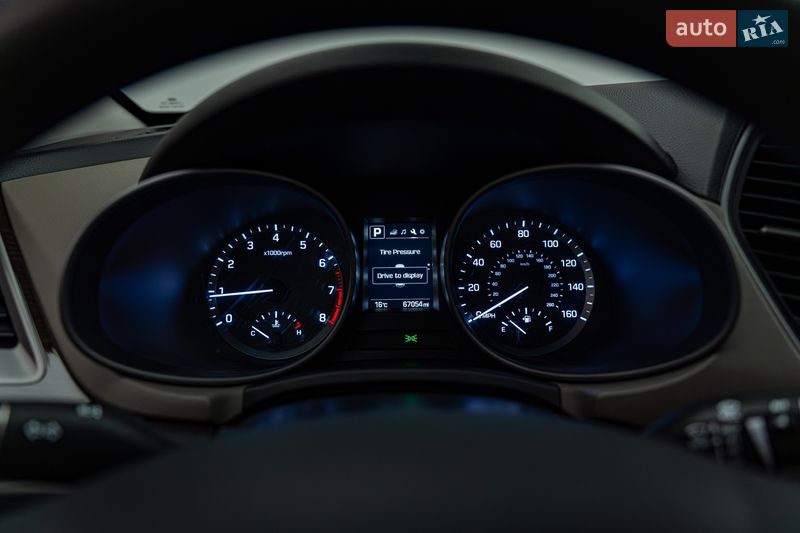 Внедорожник / Кроссовер Hyundai Santa FE 2017 в Киеве