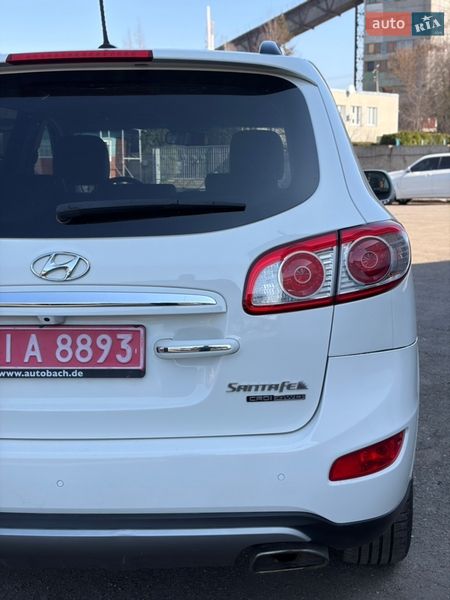 Внедорожник / Кроссовер Hyundai Santa FE 2012 в Луцке