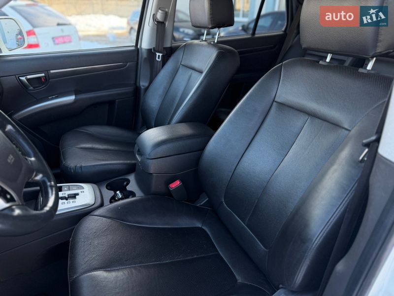 Внедорожник / Кроссовер Hyundai Santa FE 2012 в Луцке