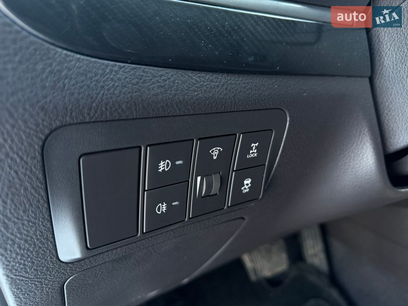 Внедорожник / Кроссовер Hyundai Santa FE 2012 в Луцке