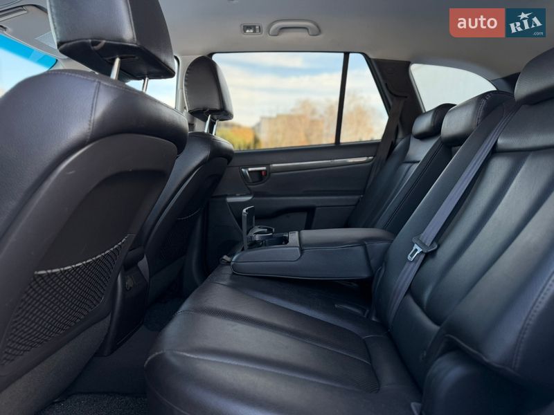 Внедорожник / Кроссовер Hyundai Santa FE 2012 в Луцке