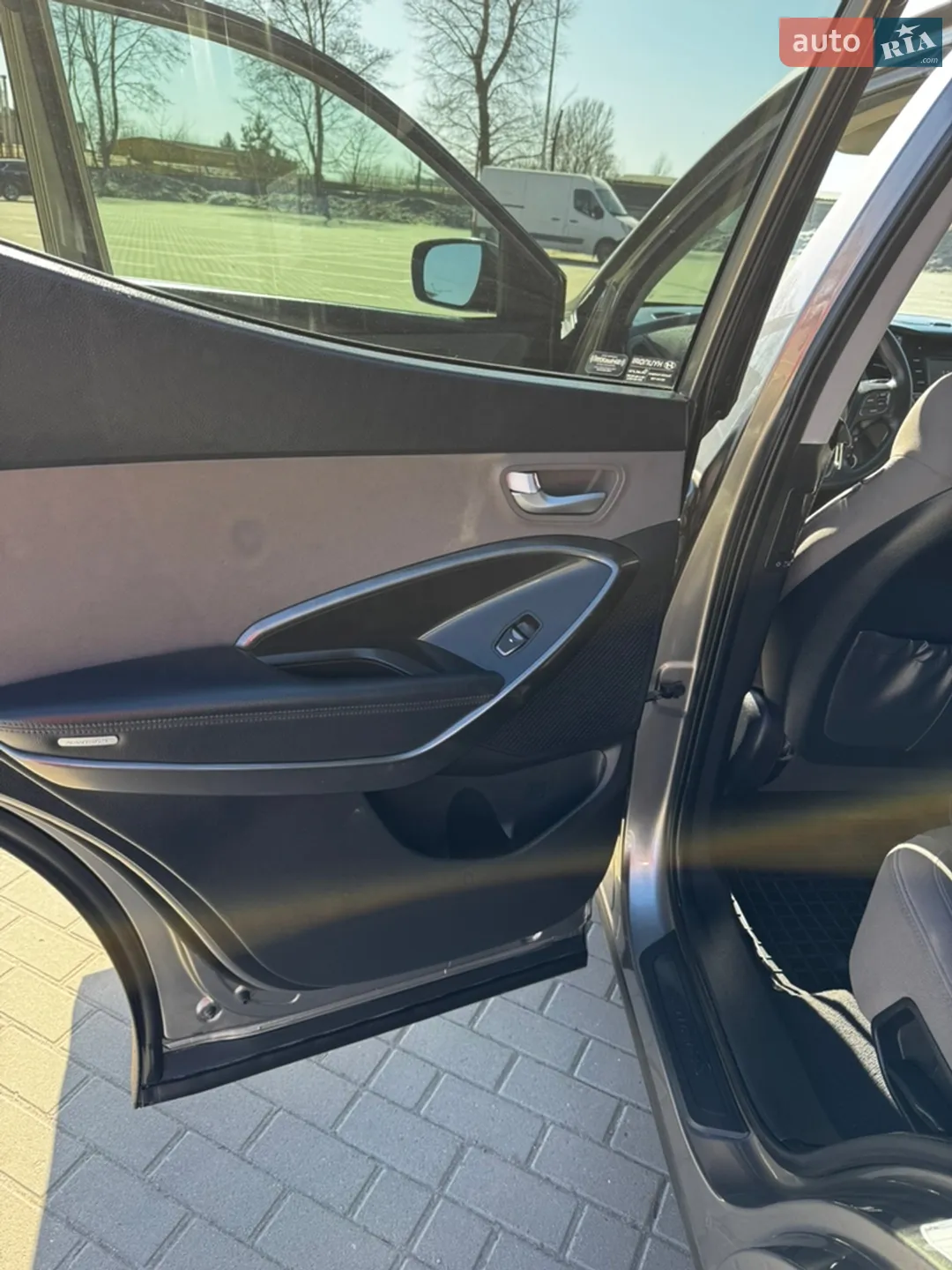 2016 Hyundai Santa Fe - мініатюра 27