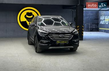 Позашляховик / Кросовер Hyundai Santa FE 2015 в Чернівцях