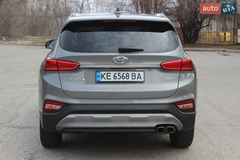 Внедорожник / Кроссовер Hyundai Santa FE 2018 в Днепре