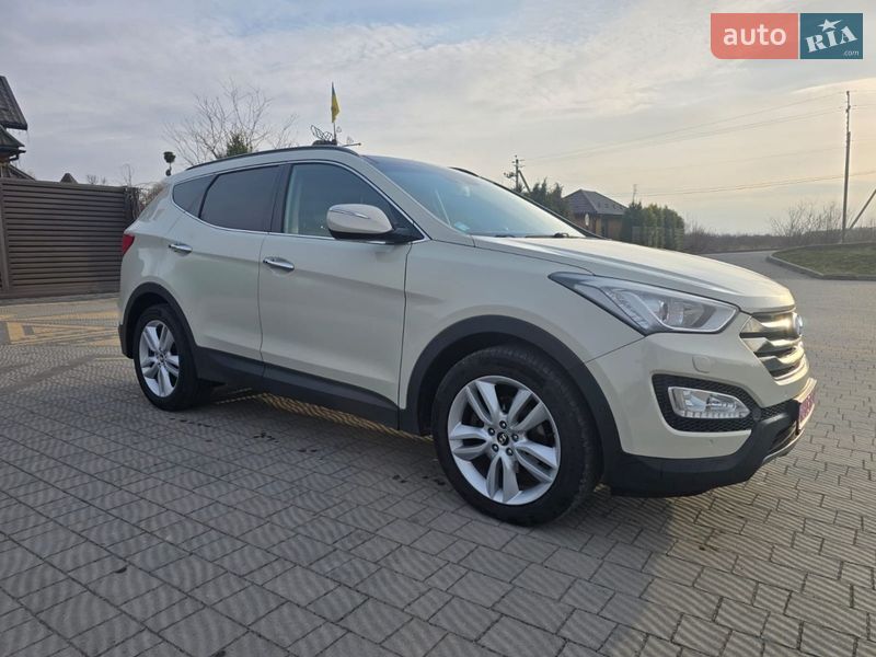 Внедорожник / Кроссовер Hyundai Santa FE 2014 в Стрые