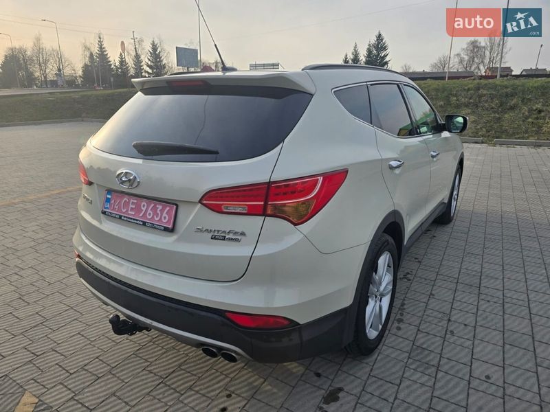 Внедорожник / Кроссовер Hyundai Santa FE 2014 в Стрые