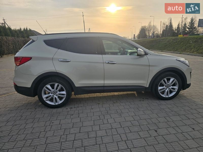 Внедорожник / Кроссовер Hyundai Santa FE 2014 в Стрые