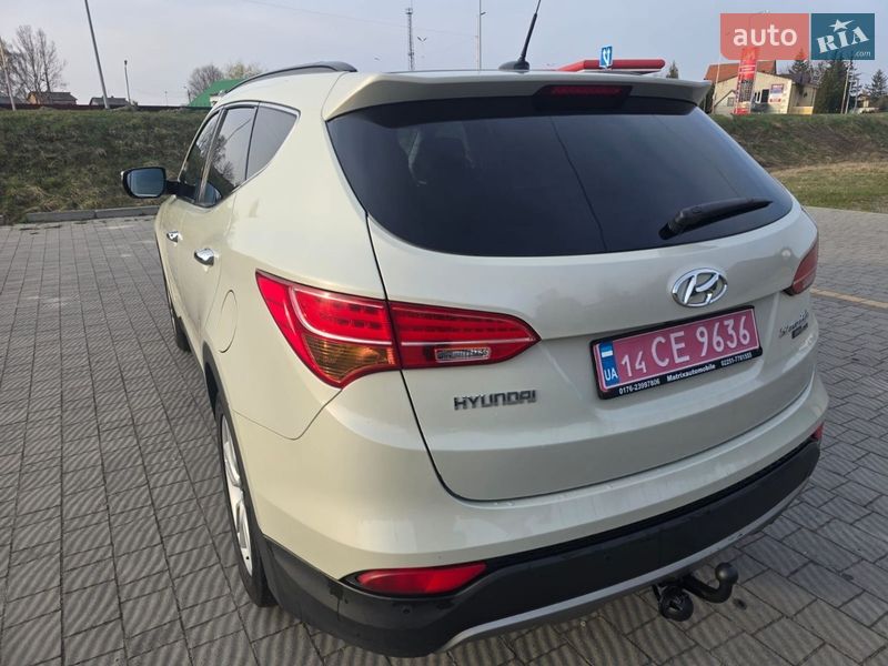 Внедорожник / Кроссовер Hyundai Santa FE 2014 в Стрые