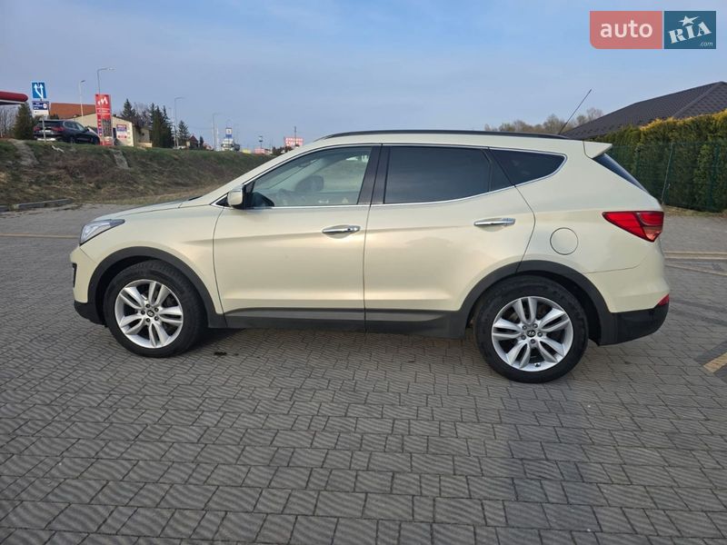 Внедорожник / Кроссовер Hyundai Santa FE 2014 в Стрые