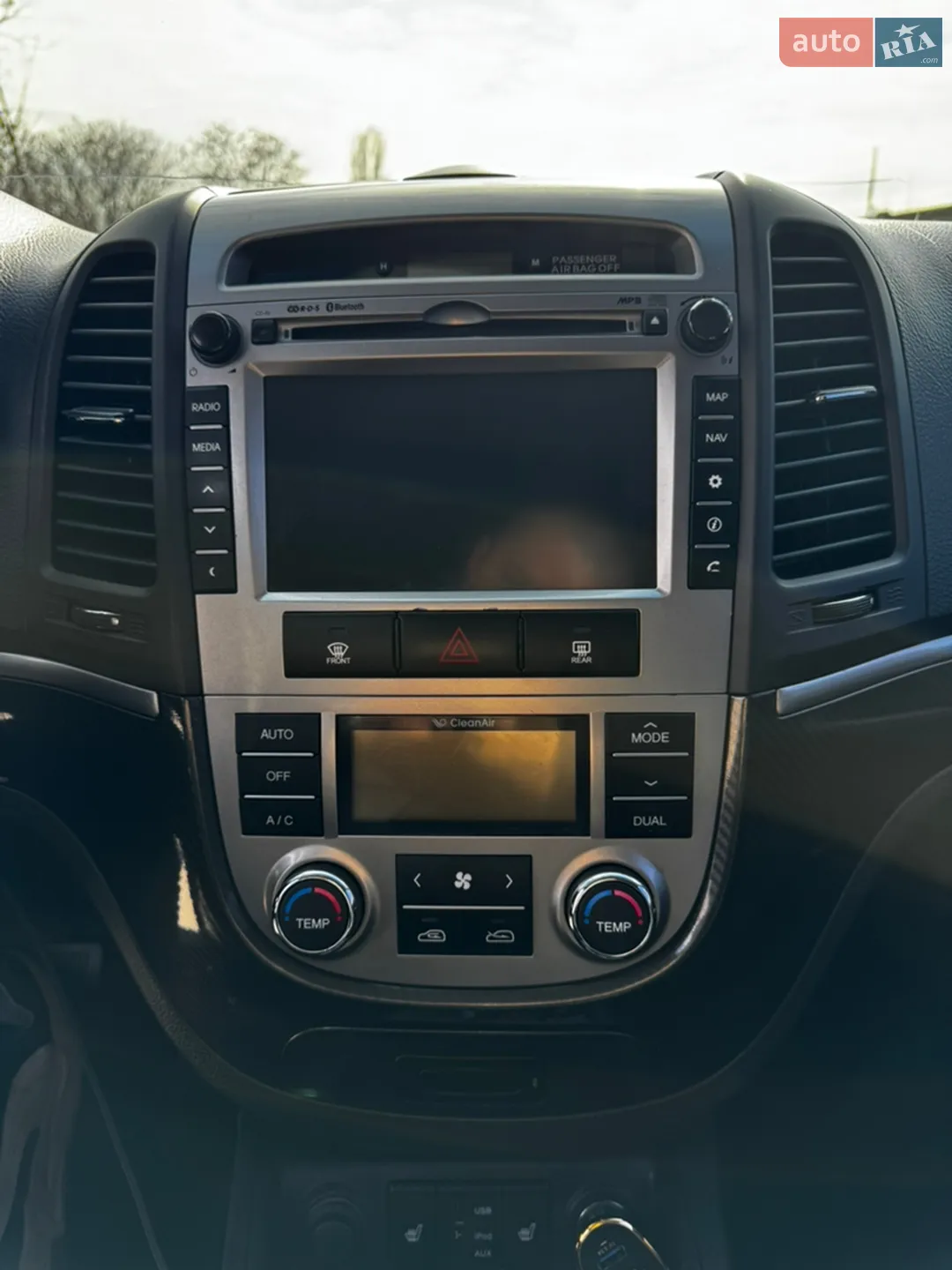 2011 Hyundai Santa Fe - мініатюра 16
