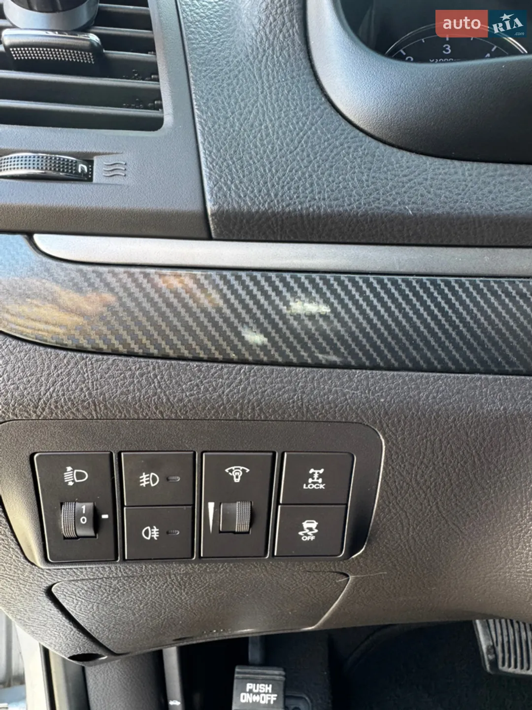 2011 Hyundai Santa Fe - мініатюра 22