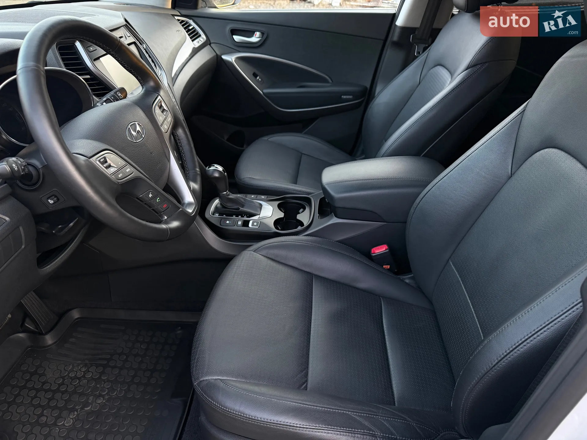 2014 Hyundai Santa Fe - мініатюра 16