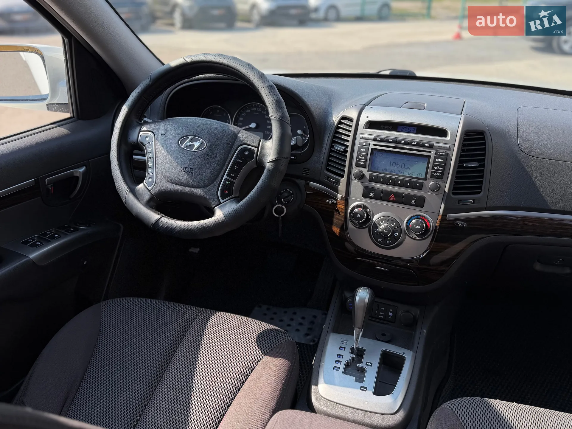 2011 Hyundai Santa Fe - мініатюра 30