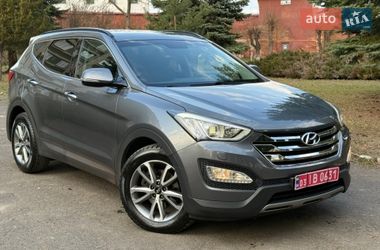 Внедорожник / Кроссовер Hyundai Santa FE 2015 в Ровно