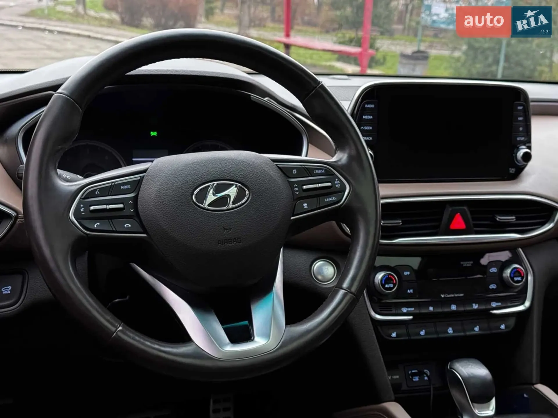 2019 Hyundai Santa Fe - мініатюра 18