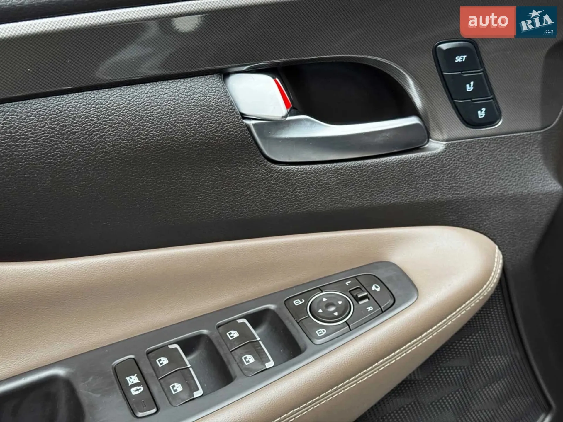 2019 Hyundai Santa Fe - мініатюра 34