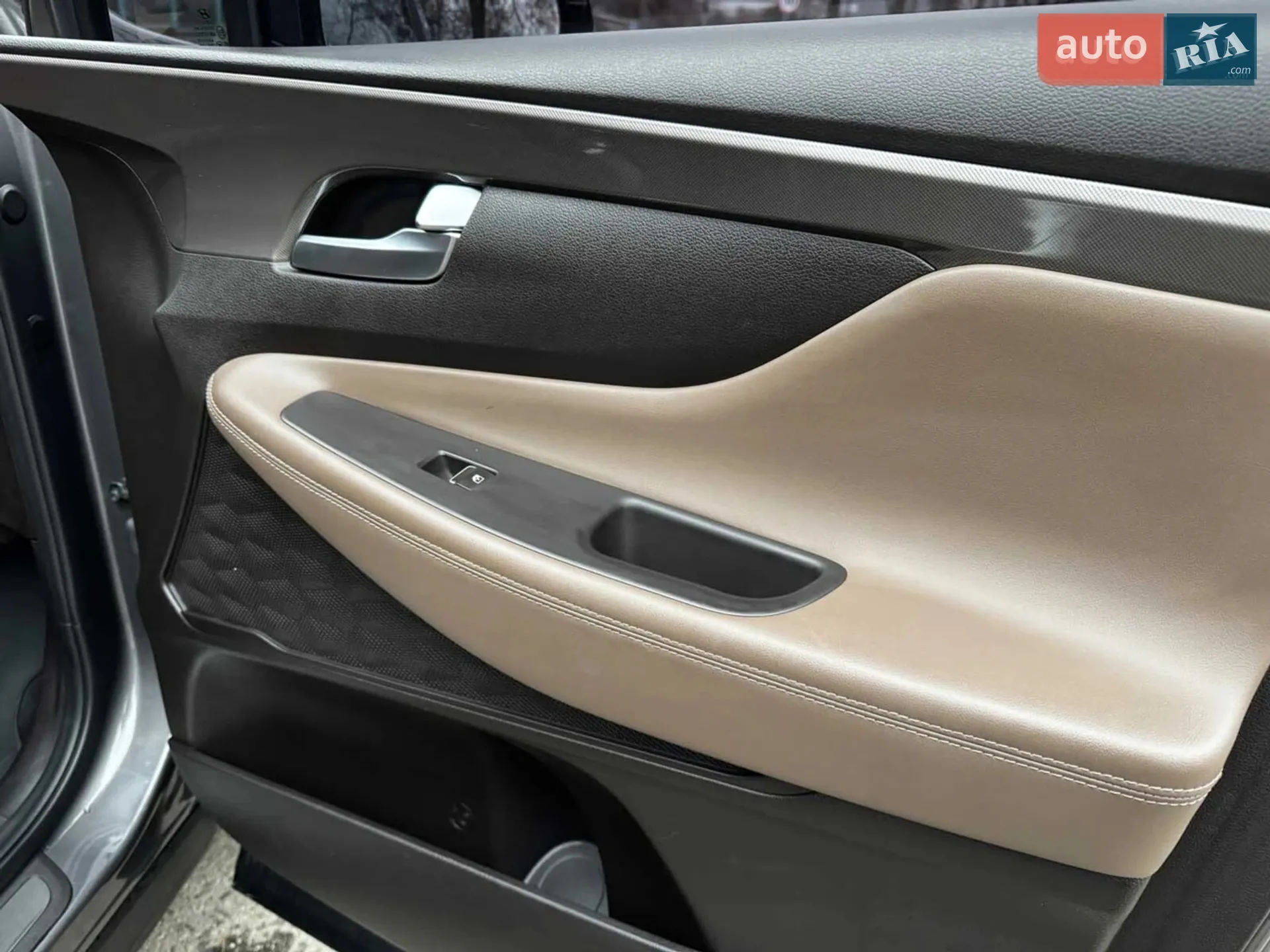 2019 Hyundai Santa Fe - мініатюра 36