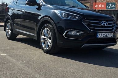 Внедорожник / Кроссовер Hyundai Santa FE 2016 в Киеве