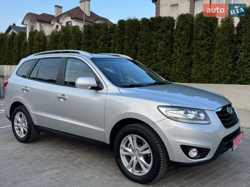 Внедорожник / Кроссовер Hyundai Santa FE 2012 в Ровно