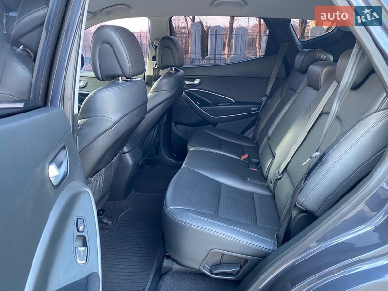 Внедорожник / Кроссовер Hyundai Santa FE 2013 в Киеве
