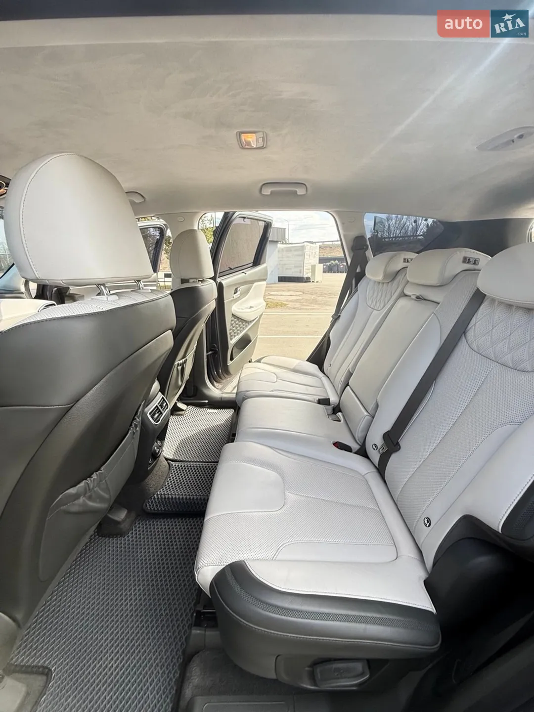 2020 Hyundai Santa Fe - мініатюра 24