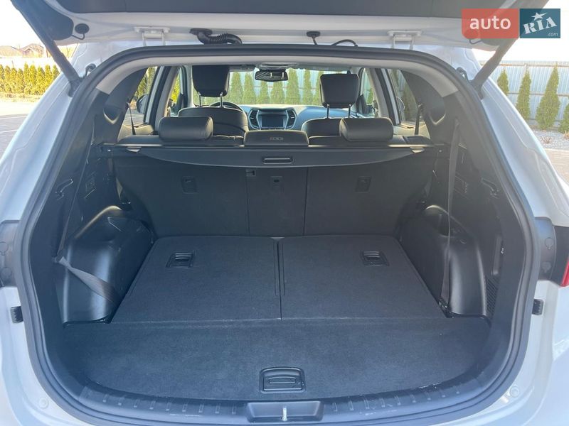 Внедорожник / Кроссовер Hyundai Santa FE 2016 в Луцке