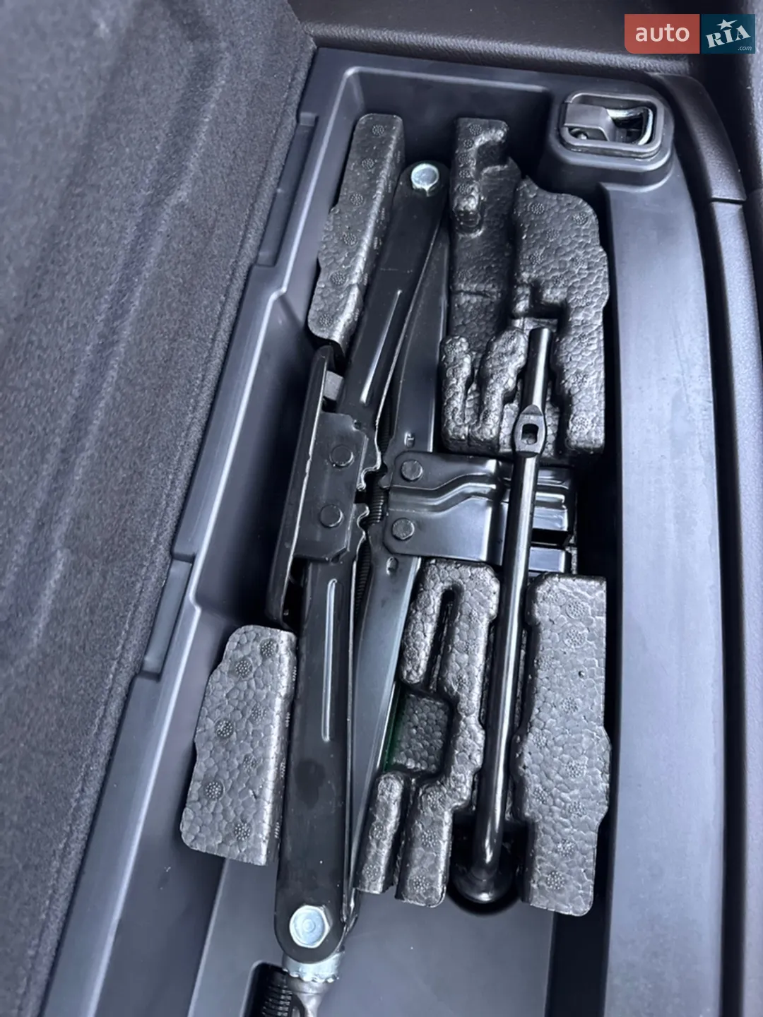 2012 Hyundai Santa Fe - мініатюра 59