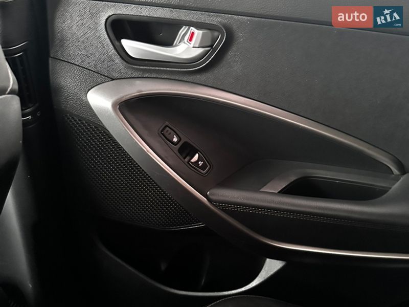 Внедорожник / Кроссовер Hyundai Santa FE 2014 в Ивано-Франковске