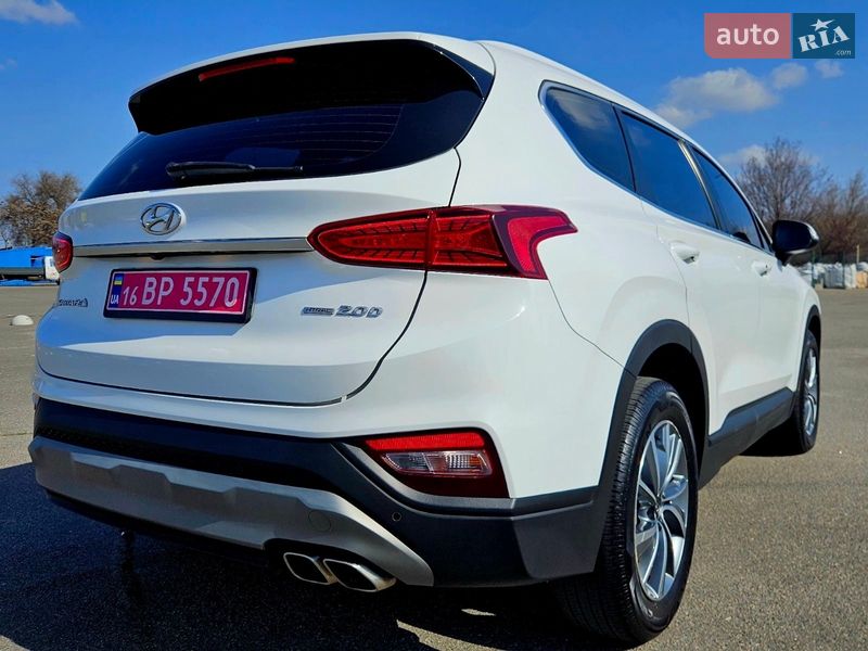 Внедорожник / Кроссовер Hyundai Santa FE 2018 в Днепре