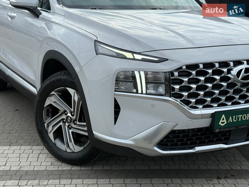 Внедорожник / Кроссовер Hyundai Santa FE 2021 в Киеве