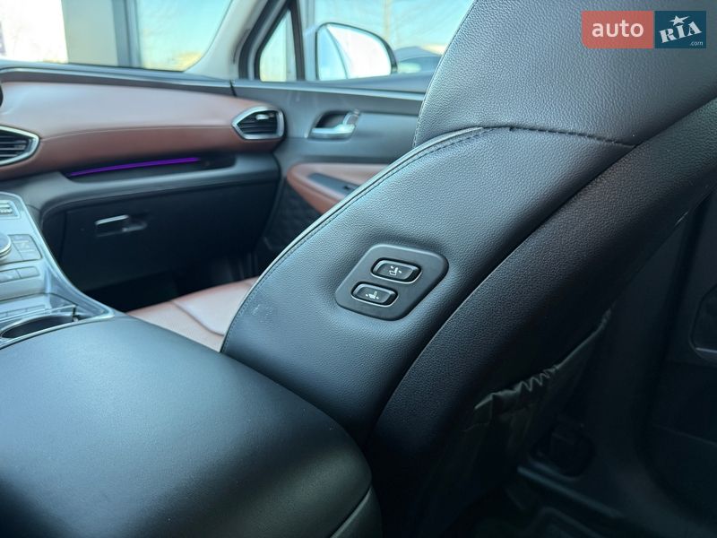 Внедорожник / Кроссовер Hyundai Santa FE 2021 в Киеве