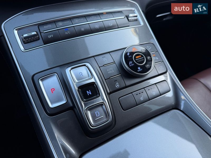 Внедорожник / Кроссовер Hyundai Santa FE 2021 в Киеве