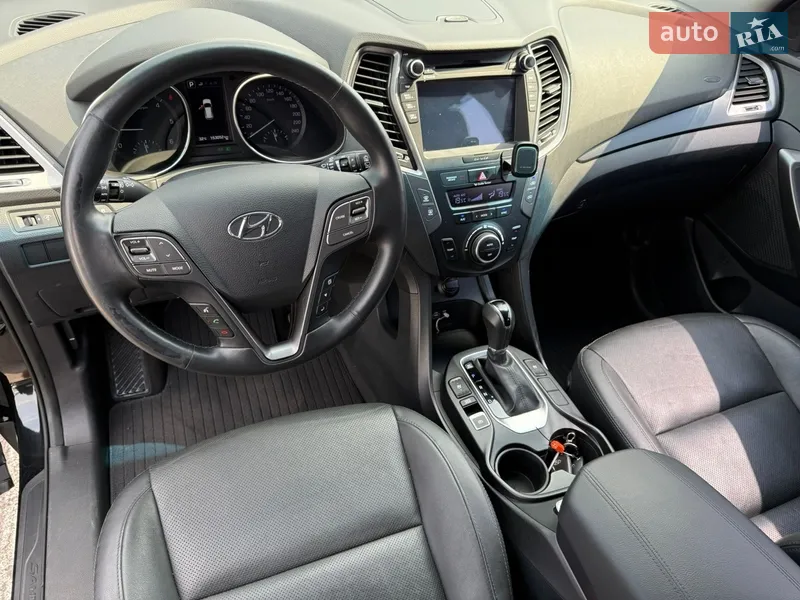 Hyundai Santa FE 2017 VIN KMHSW81UBHU770352 фото оголошення 3 з 46