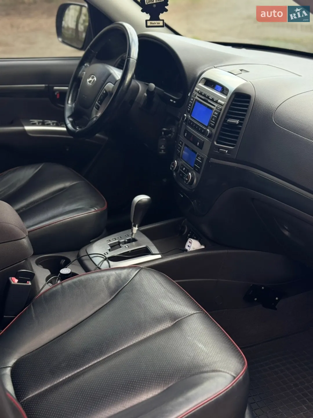 2010 Hyundai Santa Fe - мініатюра 29