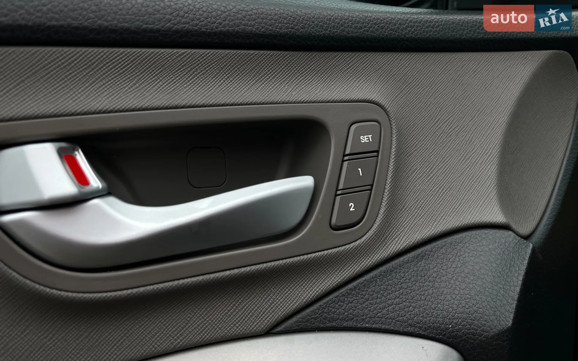 2015 Hyundai Santa Fe - мініатюра 15