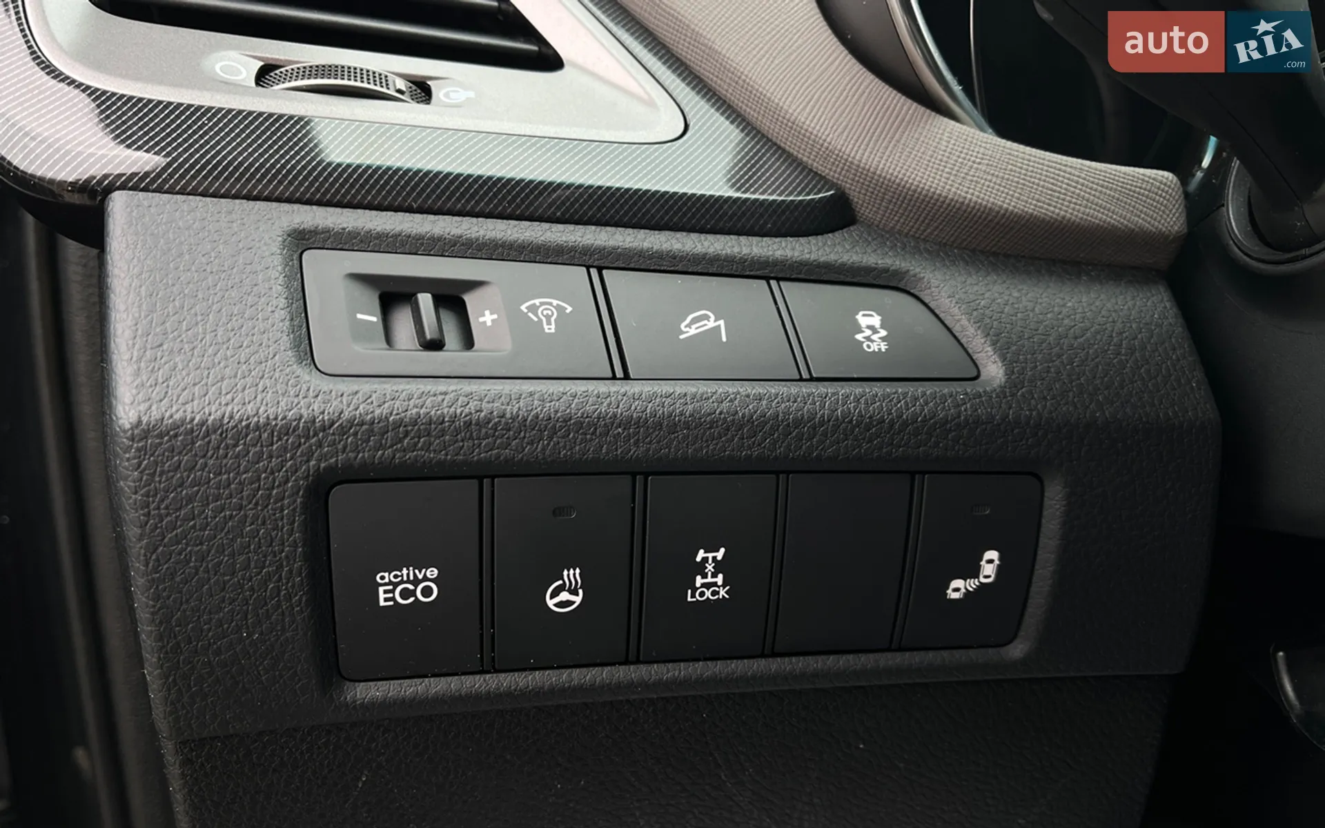 2015 Hyundai Santa Fe - мініатюра 17