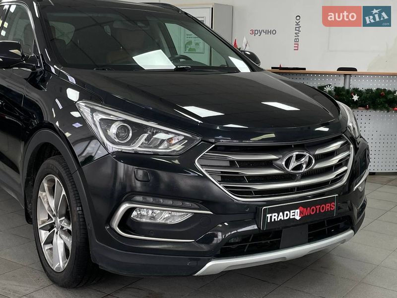 Внедорожник / Кроссовер Hyundai Santa FE 2016 в Киеве