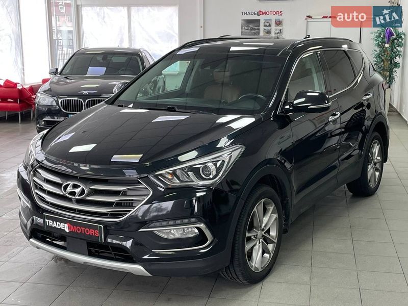 Внедорожник / Кроссовер Hyundai Santa FE 2016 в Киеве