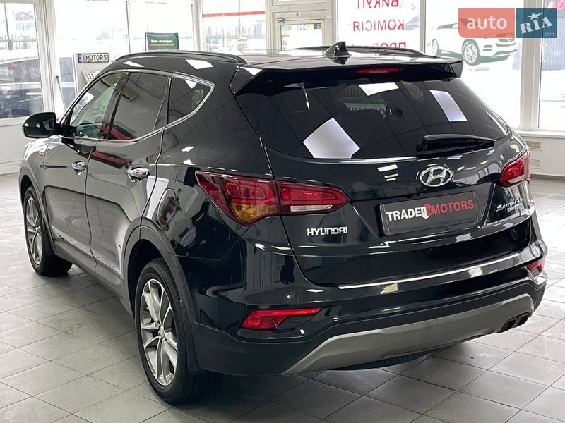 Внедорожник / Кроссовер Hyundai Santa FE 2016 в Киеве