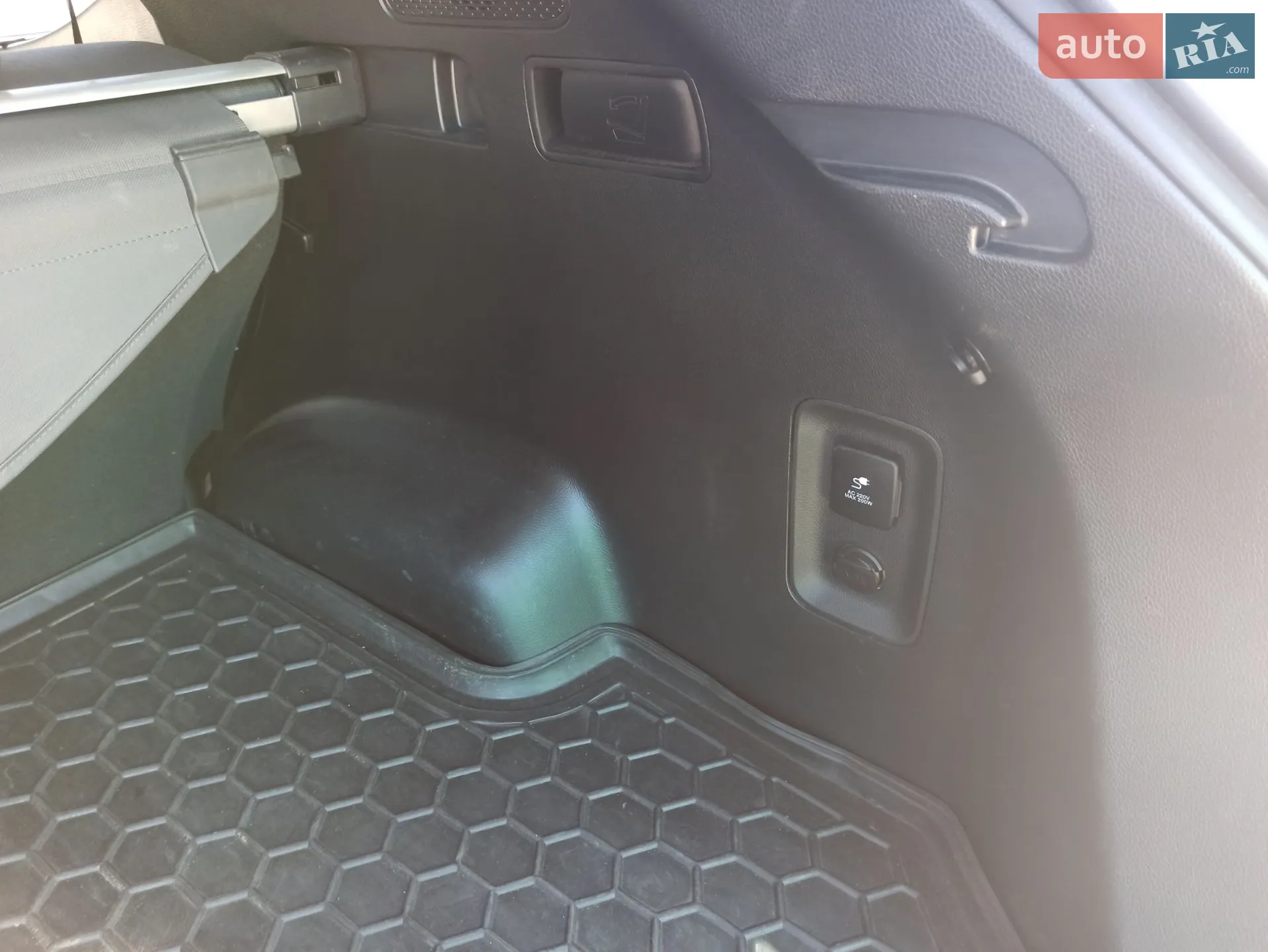 2017 Hyundai Santa Fe - мініатюра 8