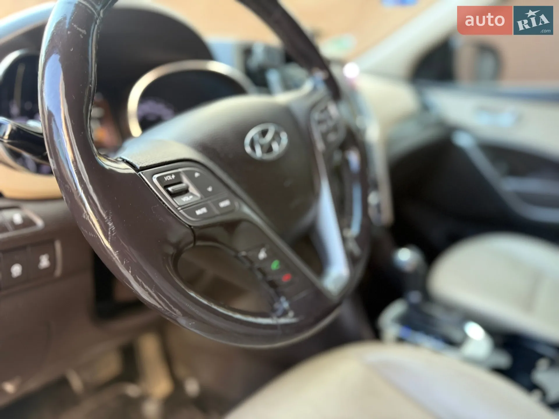 2017 Hyundai Santa Fe - мініатюра 41