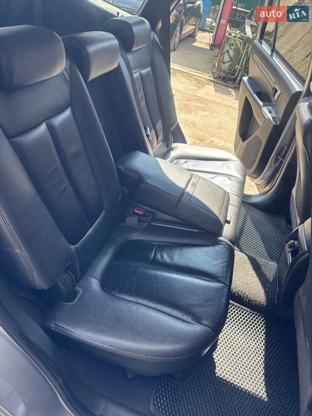 2011 Hyundai Santa Fe - мініатюра 15