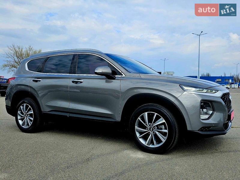 Внедорожник / Кроссовер Hyundai Santa FE 2018 в Днепре