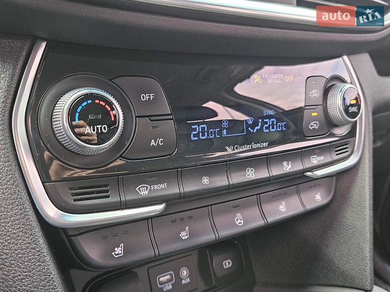 Внедорожник / Кроссовер Hyundai Santa FE 2018 в Днепре